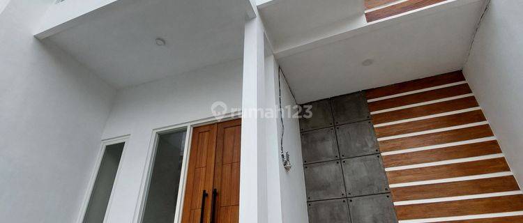 Rumah Modern 2 Lantai Dekat Kampus Di Lowokwaru Malang 1