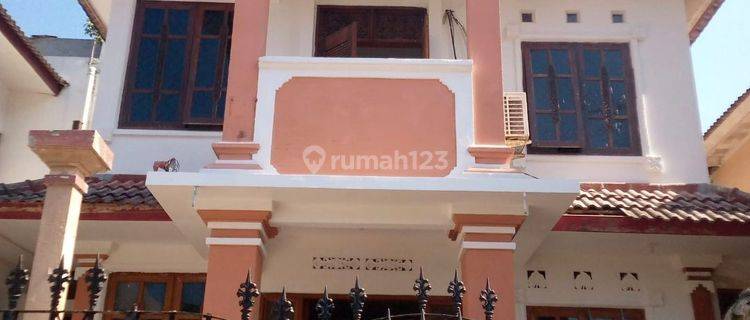 Rumah 2 lt dekat patung GWK 1