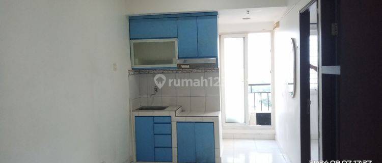 Disewakan Apartemen Puri Park View Tower C 2BR Lt 27 Semi Furnish Hadap Pool selatan Bu Murah 1