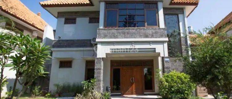 Rumah 2 lantai siap huni Kuta Royal Kuta Bali 1