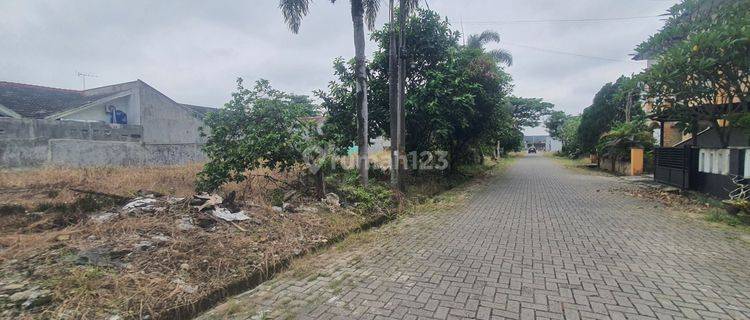 TANAH DALAM KOMPLEK SIAP BAGUN JALAN LEBAR DI EKA SURYA  1