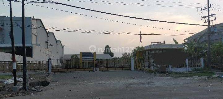 kan Gudang Raya Bandara Juanda 1