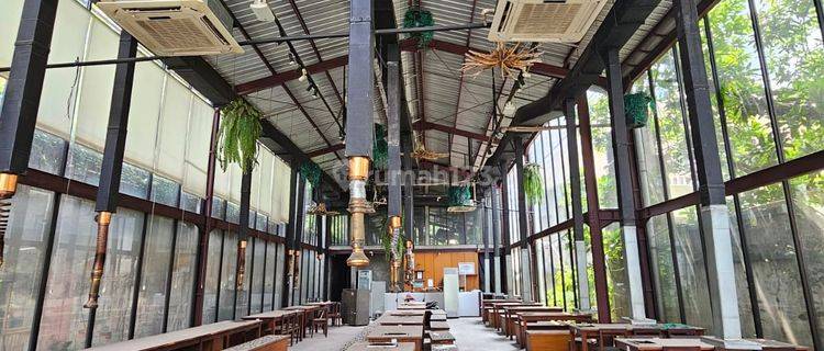 DI KAN Cocok buat Resto, Coffee / tempat usaha di kota dan pusat perkatoran di Jl Pregolan 1