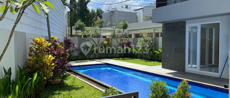 Beautiful Family Home With Private Garden And Swimming Pool In A Secure Compound, Cilandak 1
