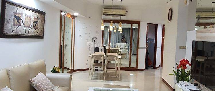 Kondo TA 88m,KT 2+1, Hommy,luxury,best View Apartemen Taman Anggrek 2 Kamar Tidur Bagus Furnished