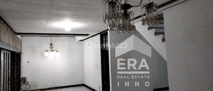 Di jual rumah hitung tanah saja di mainroad sukamulya 1