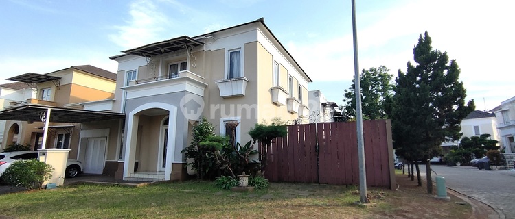 Rumah Premier Golf Residence Hook Modernland 1