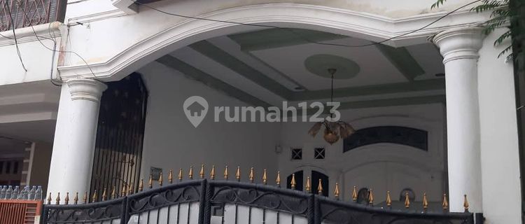 ND130 3-Story Fully Furnished House Pondok Kelapa East Jakarta 1