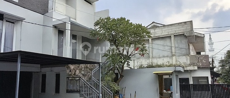 Y384 Jual Cepat Rumah Bagus 3 Lantai 144 M2 Cilandak Timur Jakarta Selatan 1
