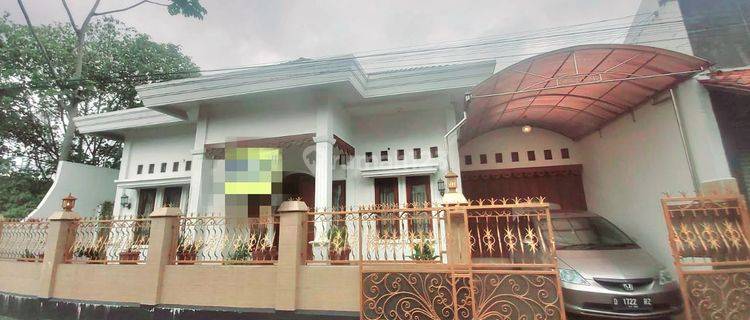 Rumah Strategis Siap Pakai Dekat UGM Yogyakarta  1