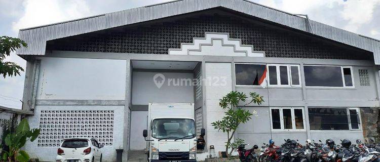 Gudang Besar Jogja Timur 1