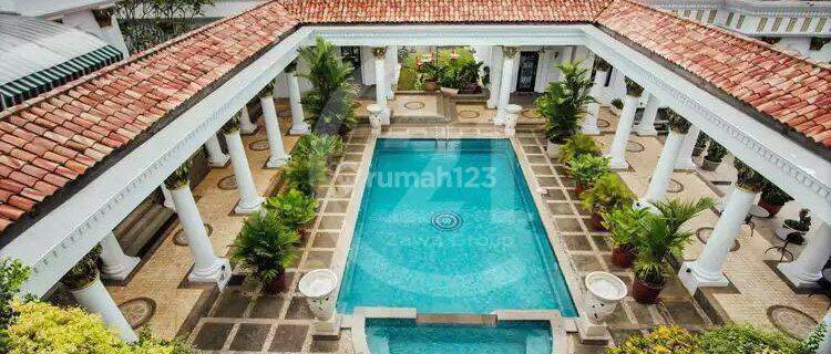 Dijual Villa Mewah di Sentul Bogor Full Furnished Mewah 1