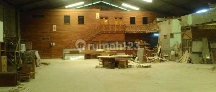 Gudang Akses Kontainer Ex Mebel di Simongan Semarang 1