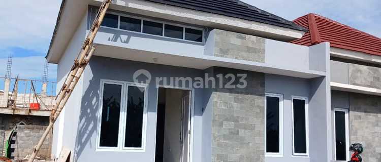 Rumah View Kota dan laut di Ngaliyan Semarang 1