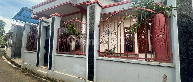 Rumah Luas Belakang Pasar Limpung Batang 1