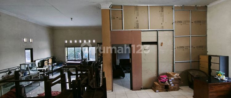 Ruang Usaha Di Lt.02 Pinggir Jalan Raya Parkir Luas Di Mijen Semarang 1