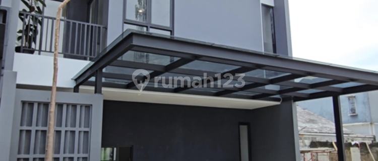 Rumah Mewah 3 Lantai dengan Roof Garden di Pondok Cabe 1