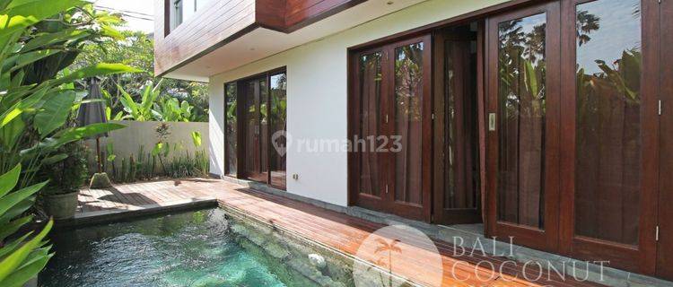 Villa Emerald 2e 2 + 1 Bdr Walking Distance To The Beach 1