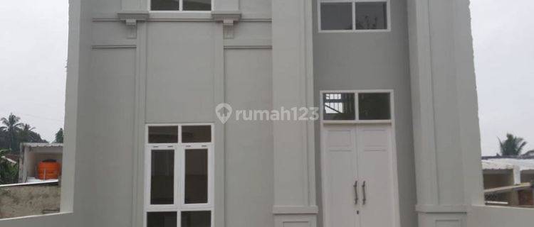 Rumah Bandar Lampung , Desain Eropa 2 Lantai 600 Jtaan Dekat Ubl 1