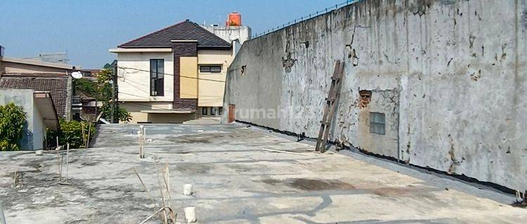 Rumah Bebas Banjir Di Kebon Jeruk Baru 1