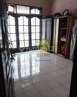 Single storey semi furnished house in Jati housing complex, Kudus. 1