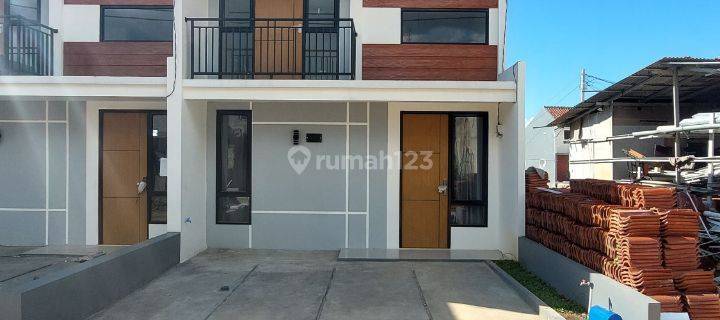 Rumah Tampak 2 Lantai Harga 1 Lantai Dekat Stasiun Depok  1