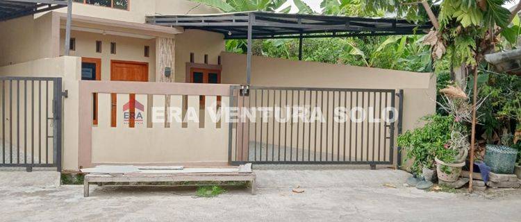 Rumah Baru Gress Kadipiro Solo 1