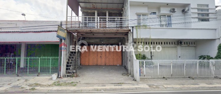 Strategic Ready-to-Use Shop House in Colomadu 1