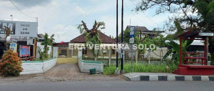 Rumah / Ruang Usaha Strategis Tipes Solo 1