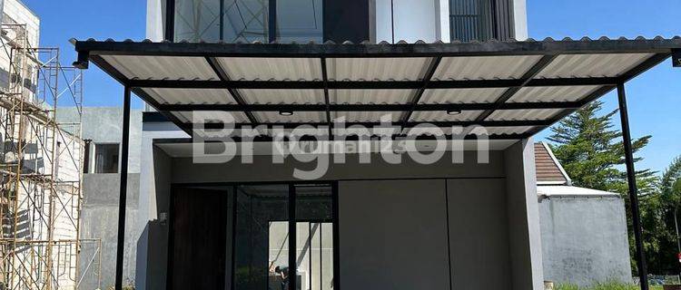 RUMAH BARU MODERN MINIMALIS DI CITRALAND THE GREENLAKE, SURABAYA BARAT 1