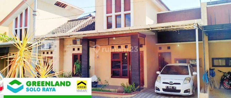 RUMAH CANTIK MINIMALIS CLUSTER DI COLOMADU
, SOLO 1