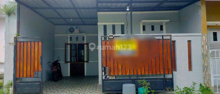Rumah Minimalis Bersih Di Dekat Manahan Solo 1