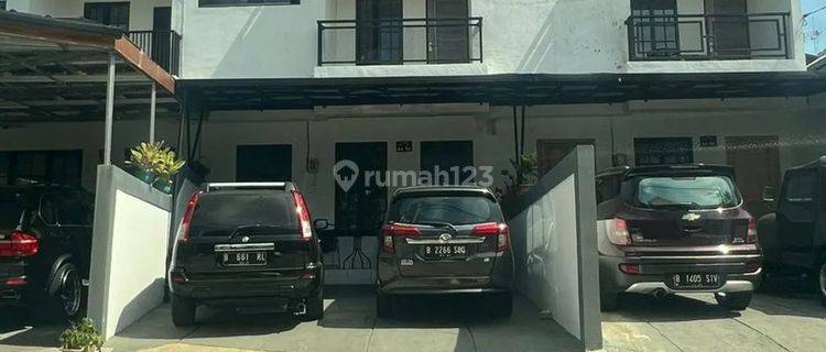 Rumah Bagus Siap Huni 2 Lantai Swimmimg Poll Aman Asri Nyaman Security 24 Jam  1