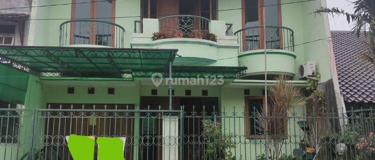 Dijual Rumah Siap Pakai Pulomas Komplek Asri 1