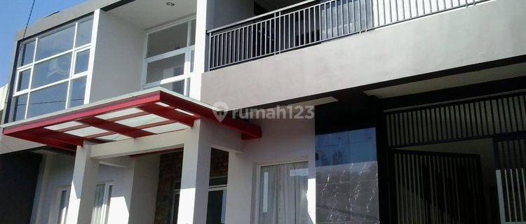 Jual Rumah Usaha Kantor Showroom Murah di Sudirman Bandung 1