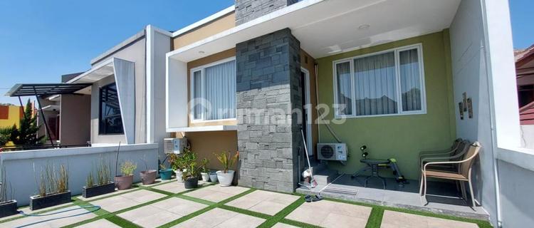 Jual Rumah 2 Lantai Bagus Furnish di Antapani Bandung Kota 1