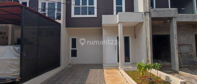 Rumah Asri 2 Lantai 15 Menit Dari Stasiun Depok Baru 1