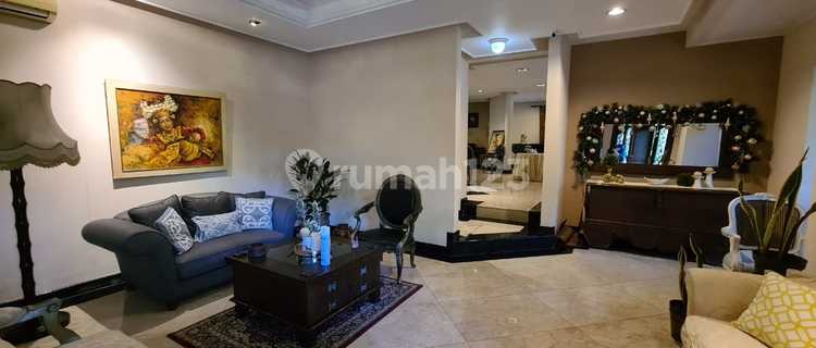 For Sale Well-Maintained Luxury House in Pulomas, East Jakarta 1