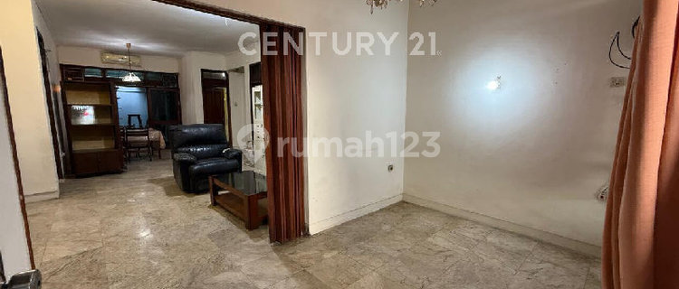 Rumah Super Bagus Lokasi Pramuka Jakarta Pusat 1