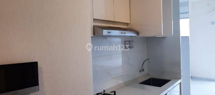 Apartment Sky House, Bsd, 2BR Mewah, Minimalis, Fully Furnished 1