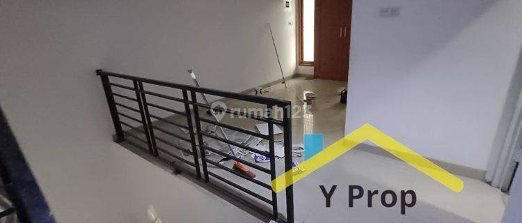 Disewa Rumah Tomang Jl Rawa Kepa Raya, 5Kt, Lt.112m2, Lb.200m2, Jakarta Barat 1