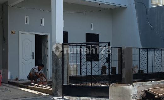 Rumah bagus baru 2 lantai SHM siap huni harga nego sampai deal 1