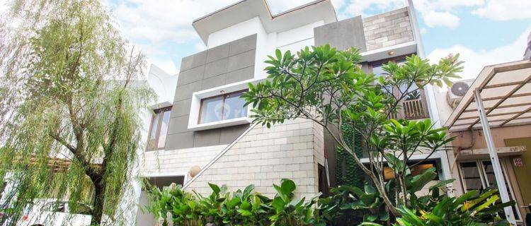 Disewakan rumah cantik di BSD Simplicity  1