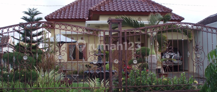 Rumah & Ruko Hook Strategis Siap Pakai Di Sukoharjo Solo 1