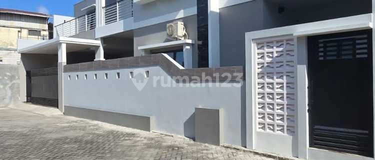 Rumah Mewah Strategis Furnished Siap Pakai Di Jebres Solo 1