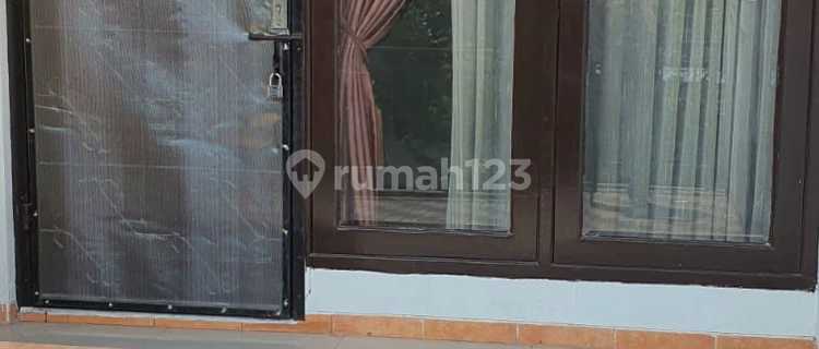 Sewa Rumah Siap Huni, Semi Furnish, Terawat, Dekat Sekolah Internasional, Nyaman, Lingkungan Tenang, Cluster 1