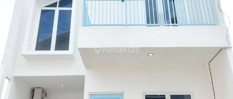 Rumah Cantik 2 Lantai Murah Dekat Gading Serpong Tanpa Bunga 1