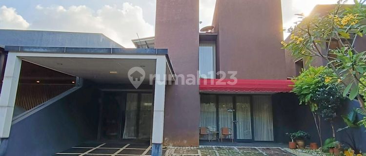 Rumah di Veteran Bintaro Jaksel SHM 2 Lantai Bagus Hadap Timur Dekat Pintu Toll 1