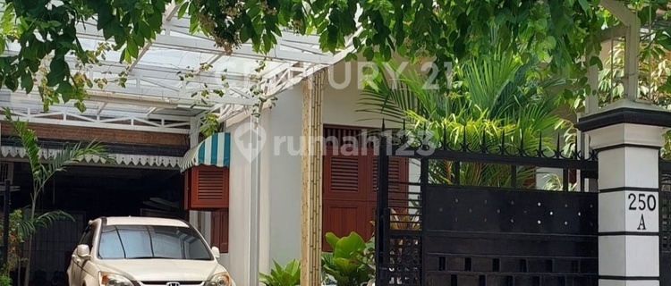 Dream House for Sale in Duren Sawit, East Jakarta 1