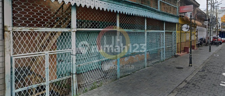 Rumah di Kota Lama Semarang Cocok Untuk Investasi  1